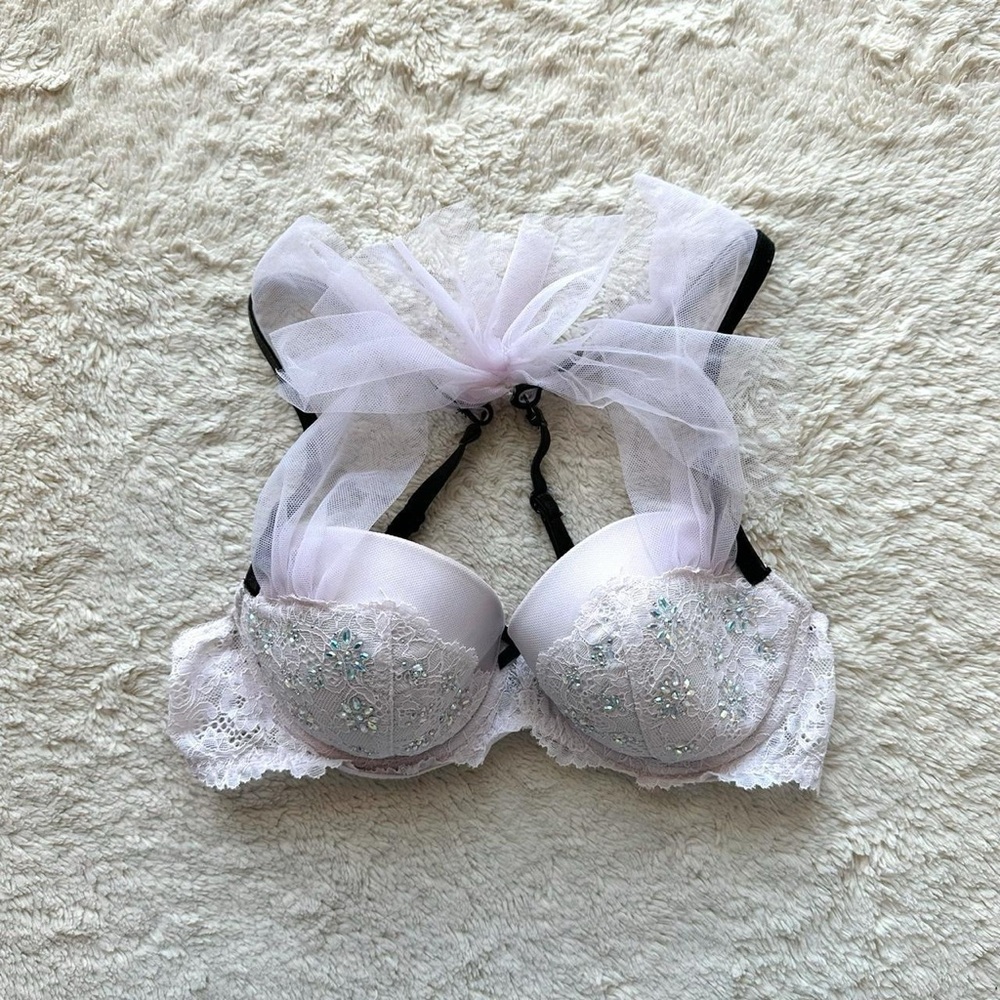 2014 VS "dream angels lined demi/demi-buste double" fashion show bra